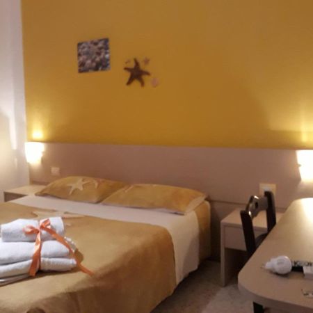 Porto Di Mare Bed and Breakfast Praia a Mare Buitenkant foto