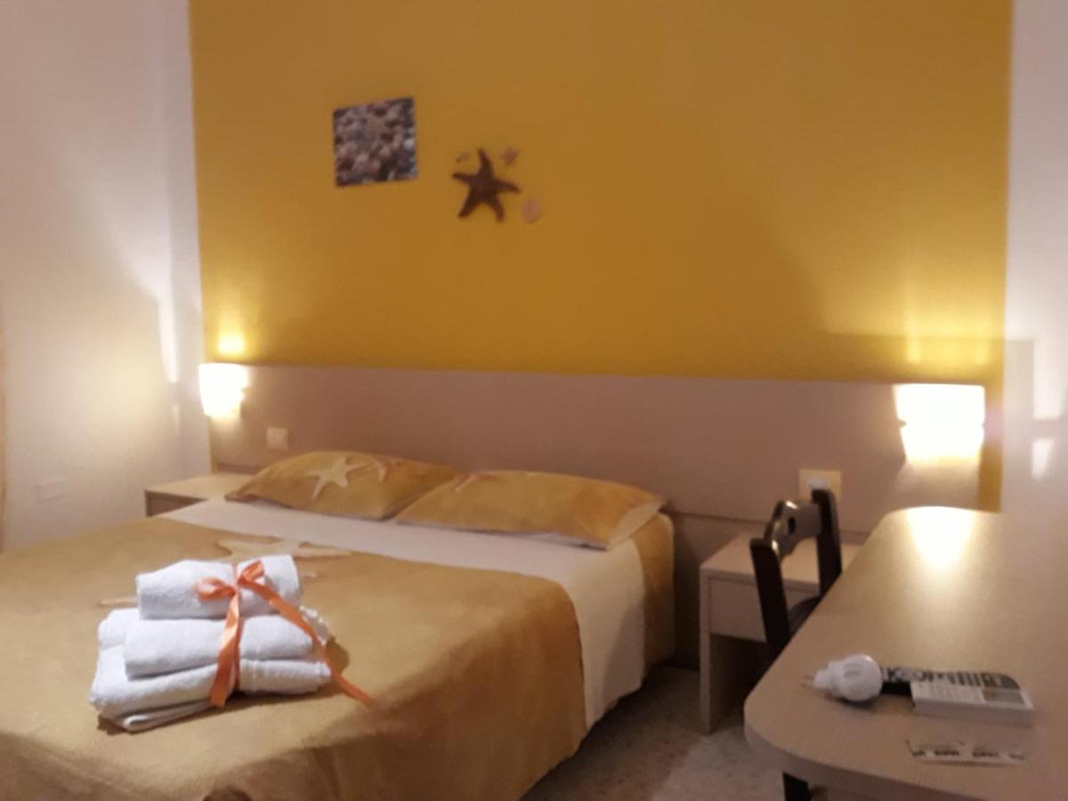 Porto Di Mare Bed and Breakfast Praia a Mare Buitenkant foto